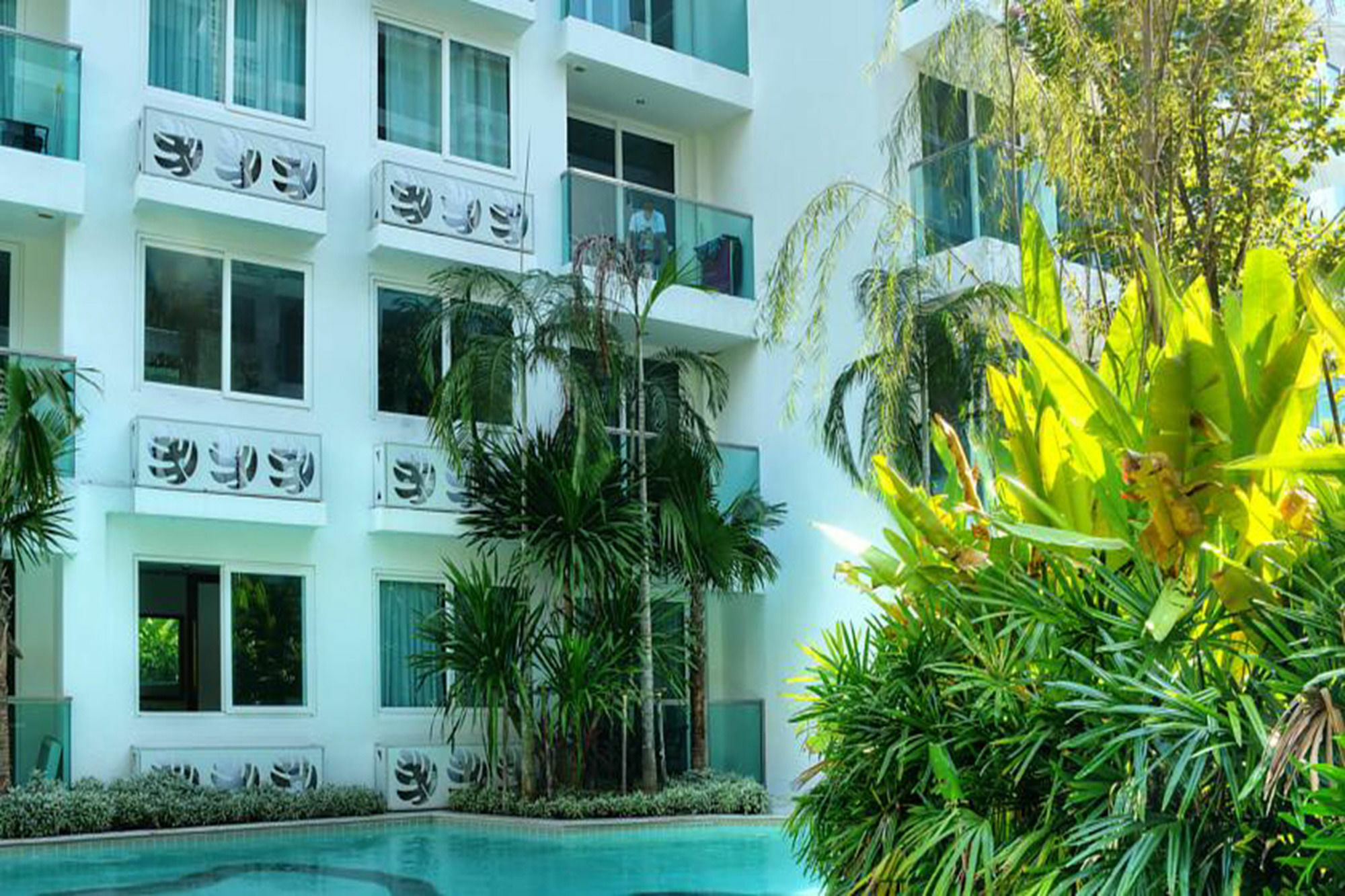 Amazon Pattaya Jomtien Apartments Exterior photo