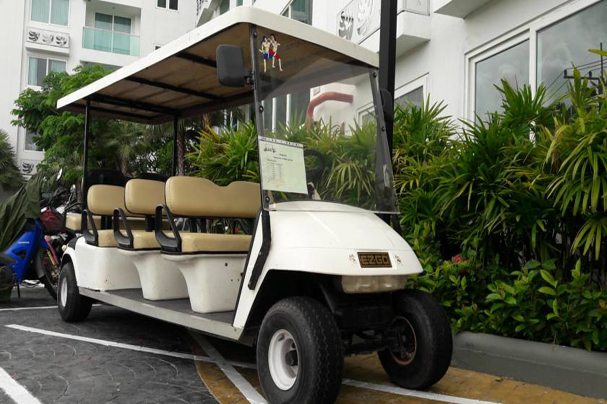 Amazon Pattaya Jomtien Apartments Exterior photo